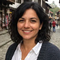 Петя Неделева